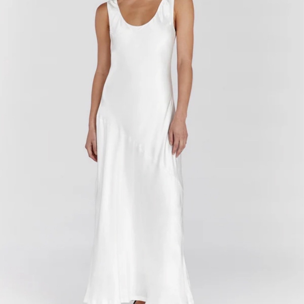 DISSH White Maxi Dress